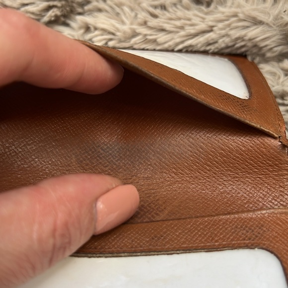 LOUIS VUITTON ID / Card holder - Picture 8 of 11